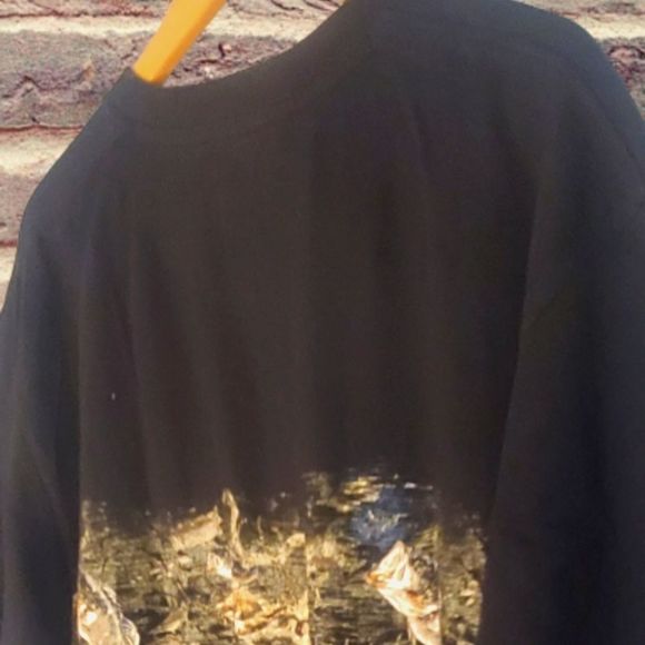 "ClearWater Outfitters" / Button Tee - Picture 4 of 7